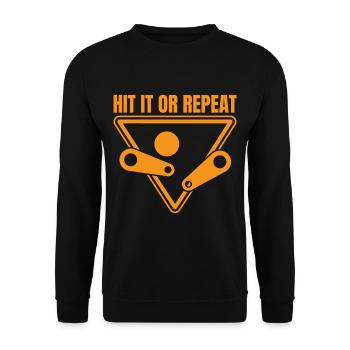Hit It Or Repeat Pinball Machines GIft Ideas - Unisex Pullover - Schwarz - Vorne - Alina (178cm) & Michal (187cm)