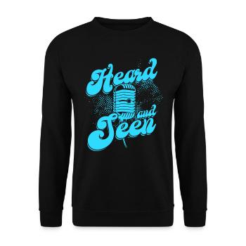 Podcast Podcaster Podcasting Heard And Seen - Unisex Pullover - Schwarz - Vorne - Alina (178cm) & Michal (187cm)