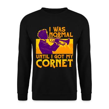 Kornett I Was Normal Until I Got My Cornet - Unisex Pullover - Schwarz - Vorne - Alina (178cm) & Michal (187cm)
