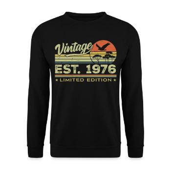 Jahrgang 1976 Genial seit 1976 Geschenk 1976 Retro - Unisex Pullover - Schwarz - Vorne - Alina (178cm) & Michal (187cm)
