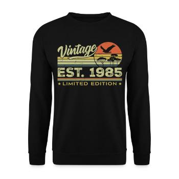 Vintage 1985 Awesome Since 1985 Gift 1985 Retro - Unisex Sweatshirt - black - Front - Alina (178cm) & Michal (187cm)