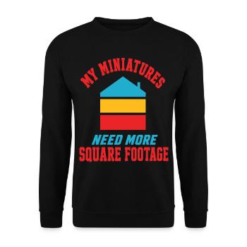 Miniaturen – Need More Square Footage - Unisex Pullover - Schwarz - Vorne - Alina (178cm) & Michal (187cm)