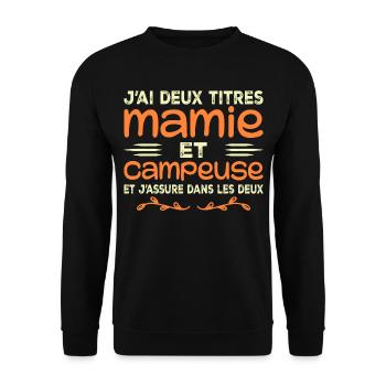 Zwei Titel Granny Camper | Oma | Camping - Unisex Pullover - Schwarz - Vorne - Alina (178cm) & Michal (187cm)