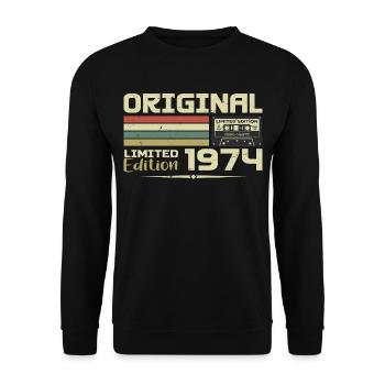 Retro 1974 Geburtstagsgeschenk Jahrgang 1974 Original - Unisex Pullover - Schwarz - Vorne - Alina (178cm) & Michal (187cm)