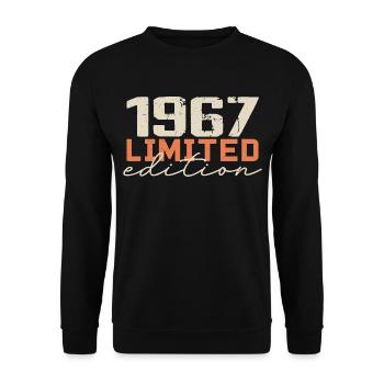 Born in 1967 | Vintage 1967 Retro Birthday - Unisex Sweatshirt - black - Front - Alina (178cm) & Michal (187cm)