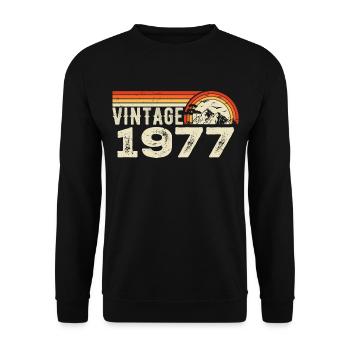 Vintage 1977 Retro 1977 Birthday Gift 1977 - Unisex Sweatshirt - black - Front - Alina (178cm) & Michal (187cm)