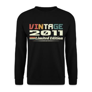 Vintage 2011 Cadeau 2011 Anniversaire 2011 Retro - Sweat-shirt Unisexe - noir - Devant - Alina (178cm) & Michal (187cm)