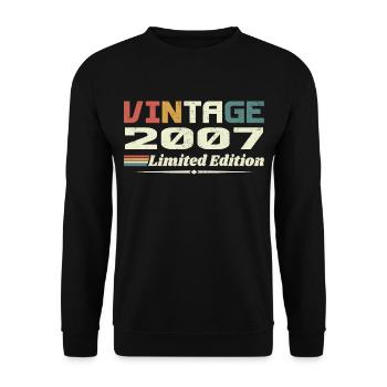 Jahrgang 2007 Geschenk 2007 Retro Geburtstag 2007 - Unisex Pullover - Schwarz - Vorne - Alina (178cm) & Michal (187cm)