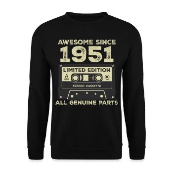 1951 Birthday Born In 1951 Vintage Retro - Unisex Sweatshirt - black - Front - Alina (178cm) & Michal (187cm)