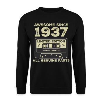 1937 Birthday Born In 1937 Vintage Retro - Unisex Sweatshirt - black - Front - Alina (178cm) & Michal (187cm)