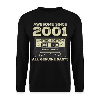 2001 Birthday Born in 2001 Vintage Retro - Unisex Sweatshirt - black - Front - Alina (178cm) & Michal (187cm)