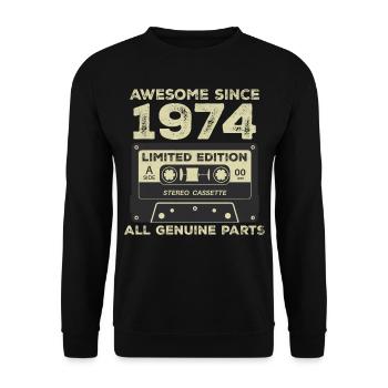 1974 Anniversaire Né En 1974 Vintage Rétro - Sweat-shirt Unisexe - noir - Devant - Alina (178cm) & Michal (187cm)