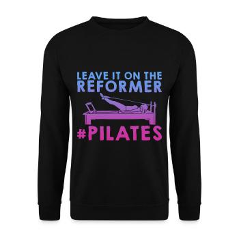 Leave It All On The Reformer #pilates 2 - Unisex Pullover - Schwarz - Vorne - Alina (178cm) & Michal (187cm)