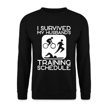 I Survived My Husband's Training Schedule - Unisex Pullover - Schwarz - Vorne - Alina (178cm) & Michal (187cm)