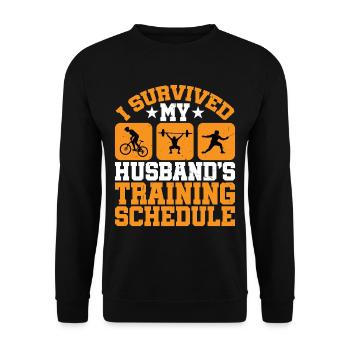 I Survived My Husband's Training Schedule 11 - Unisex Pullover - Schwarz - Vorne - Alina (178cm) & Michal (187cm)