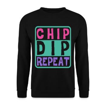 Chip Dip Repeat 7 - Unisex Pullover - Schwarz - Vorne - Alina (178cm) & Michal (187cm)