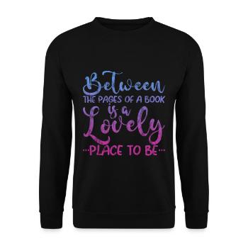 Between The Pages Of A Book Is A Lovely Place 3 - Unisex Pullover - Schwarz - Vorne - Alina (178cm) & Michal (187cm)