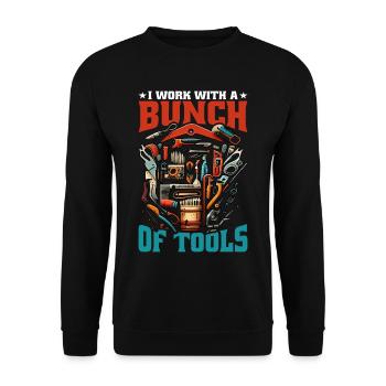 I Work With A Bunch Of Tools 23 - Unisex Pullover - Schwarz - Vorne - Alina (178cm) & Michal (187cm)