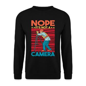 Nope, It's Not A Camera - Unisex Pullover - Schwarz - Vorne - Alina (178cm) & Michal (187cm)