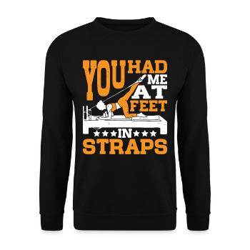 You Had Me At Feet In Straps 23 - Unisex Pullover - Schwarz - Vorne - Alina (178cm) & Michal (187cm)