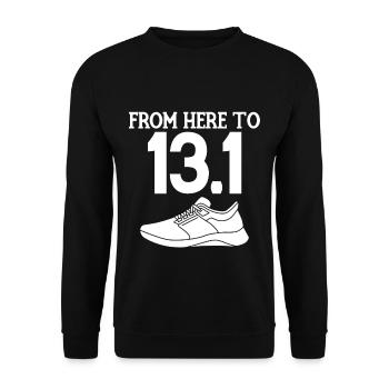 From Here To 13.1 4 - Unisex Pullover - Schwarz - Vorne - Alina (178cm) & Michal (187cm)