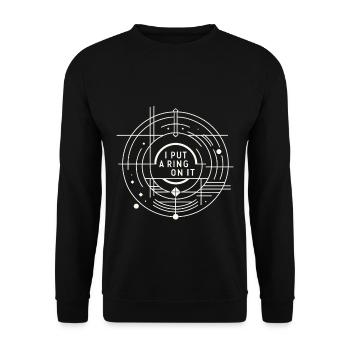 I Put A Ring On It 5 - Unisex Pullover - Schwarz - Vorne - Alina (178cm) & Michal (187cm)