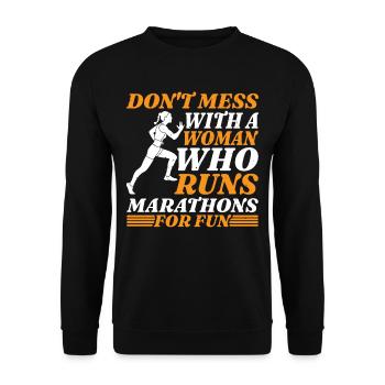 Ne plaisantez pas avec une femme qui court des marathons 3 - Sweat-shirt Unisexe - noir - Devant - Alina (178cm) & Michal (187cm)