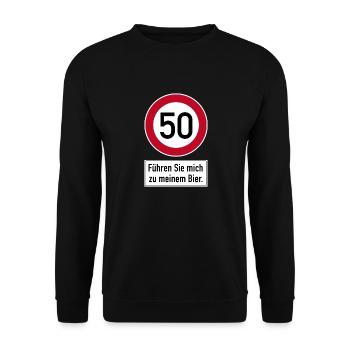 50 Führen Sie mich zu meinem Bier 50 Geburtstag - Unisex Pullover - Schwarz - Vorne - Alina (178cm) & Michal (187cm)