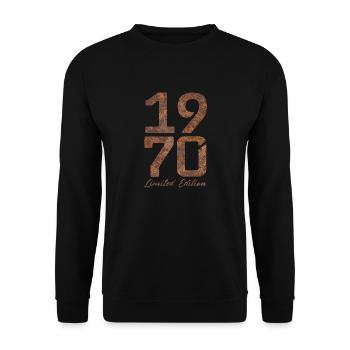 "Vintage 1970: Limited Edition in Rust Look" - Unisex Sweatshirt - black - Front - Alina (178cm) & Michal (187cm)