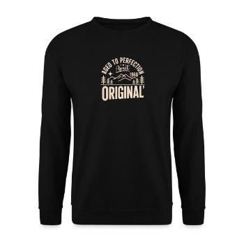 April 1968 – Legende der Gipfel und Berge - Unisex Pullover - Schwarz - Vorne - Alina (178cm) & Michal (187cm)