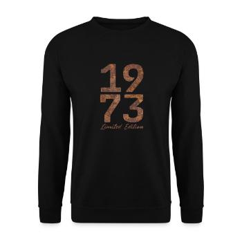 "Vintage 1973: Limited Edition in Rust Look" - Unisex Sweatshirt - black - Front - Alina (178cm) & Michal (187cm)