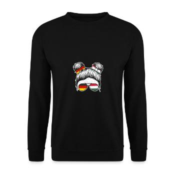 Magyaren Deutschland Ungarn - Unisex Pullover - Schwarz - Vorne - Alina (178cm) & Michal (187cm)