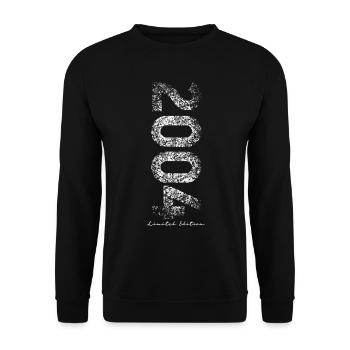 Limited Edition 2004 - Birthday 2004 - Unisex Sweatshirt - black - Front - Alina (178cm) & Michal (187cm)