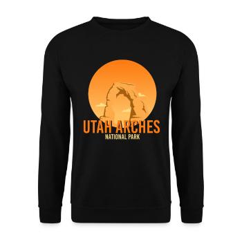 Utah National Park - Unisex Sweatshirt - black - Front - Alina (178cm) & Michal (187cm)