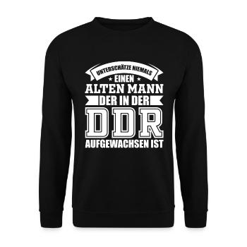 DDR Ossi Ostdeutschland lustiges Sprüche Geschenk - Unisex Pullover - Schwarz - Vorne - Alina (178cm) & Michal (187cm)