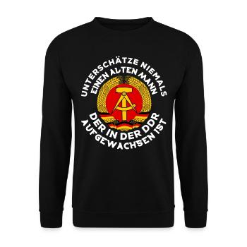 DDR LUSTIG GESCHENK GEBURTSTAG - Unisex Pullover - Schwarz - Vorne - Alina (178cm) & Michal (187cm)