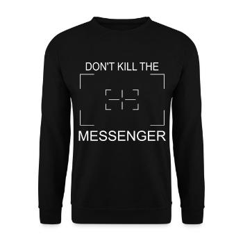 Don't kill the Messenger Free Whistleblower Presse - Unisex Pullover - Schwarz - Vorne - Alina (178cm) & Michal (187cm)