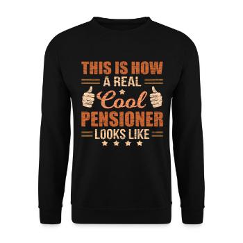 Cooler Pensionär - Unisex Pullover - Schwarz - Vorne - Alina (178cm) & Michal (187cm)