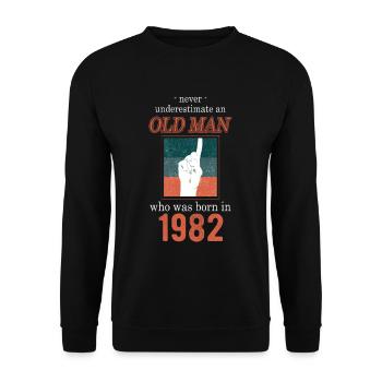 Geburtstag 1982 - Unisex Pullover - Schwarz - Vorne - Alina (178cm) & Michal (187cm)