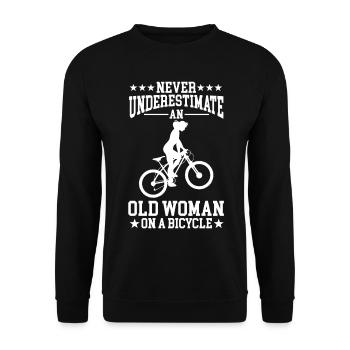 Fahrrad Oma Radfahren Großmutter Fahrrad Muttertag - Unisex Pullover - Schwarz - Vorne - Alina (178cm) & Michal (187cm)