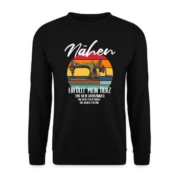 Lustiger Nähen Spruch als Geschenk für Näherinnen - Unisex Pullover - Schwarz - Vorne - Alina (178cm) & Michal (187cm)