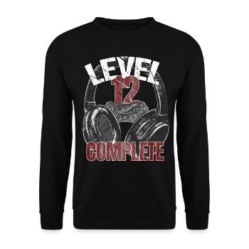Level 12 complete gamer zocker Geburtstags Spruch - Unisex Pullover - Schwarz - Vorne - Alina (178cm) & Michal (187cm)