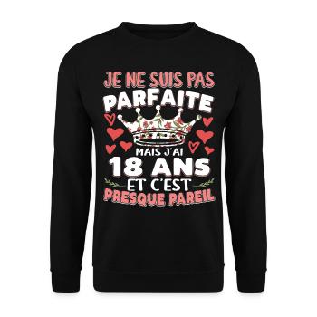 Anniv 18 ans Anniversaire Fille Humour - Sweat-shirt Unisexe - noir - Devant - Alina (178cm) & Michal (187cm)