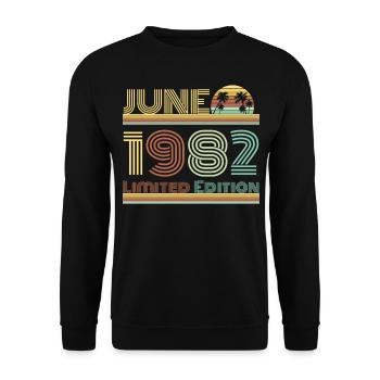 Vintage 1982 Anniversaire - Sweat-shirt Unisexe - noir - Devant - Alina (178cm) & Michal (187cm)