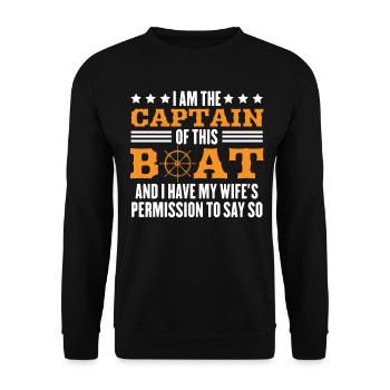Captain des Bootes und Erlaubis meiner Frau - Unisex Pullover - Schwarz - Vorne - Alina (178cm) & Michal (187cm)