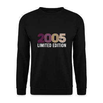 Vintage Limited Edition 2005 Birthday Birth Year - Unisex Sweatshirt - black - Front - Alina (178cm) & Michal (187cm)