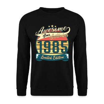1985 in September Vintage Gift - Unisex Sweatshirt - black - Front - Alina (178cm) & Michal (187cm)