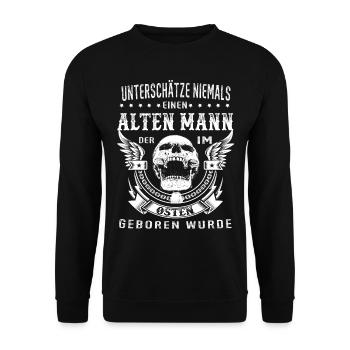 Alter Mann geboren im Osten DDR Spruch - Unisex Pullover - Schwarz - Vorne - Alina (178cm) & Michal (187cm)