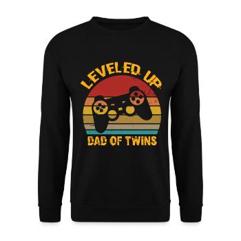 Level Up DaD Of Twins Birthday - Unisex Sweatshirt - black - Front - Alina (178cm) & Michal (187cm)
