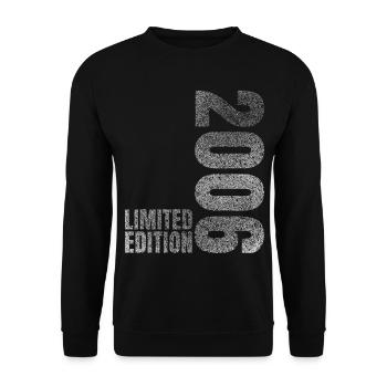2006 Born Birthday Gift - Unisex Sweatshirt - black - Front - Alina (178cm) & Michal (187cm)